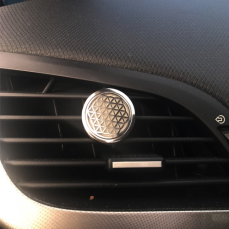 Clip diffuseur d'huiles essentielles pour voiture